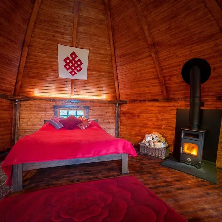 Cabin 2 *